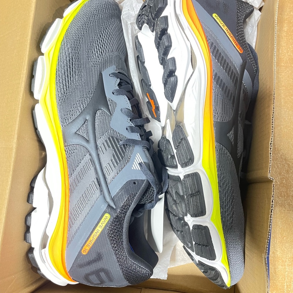 Mizuno Charcoal and Neon Yellow Athletic Shoes